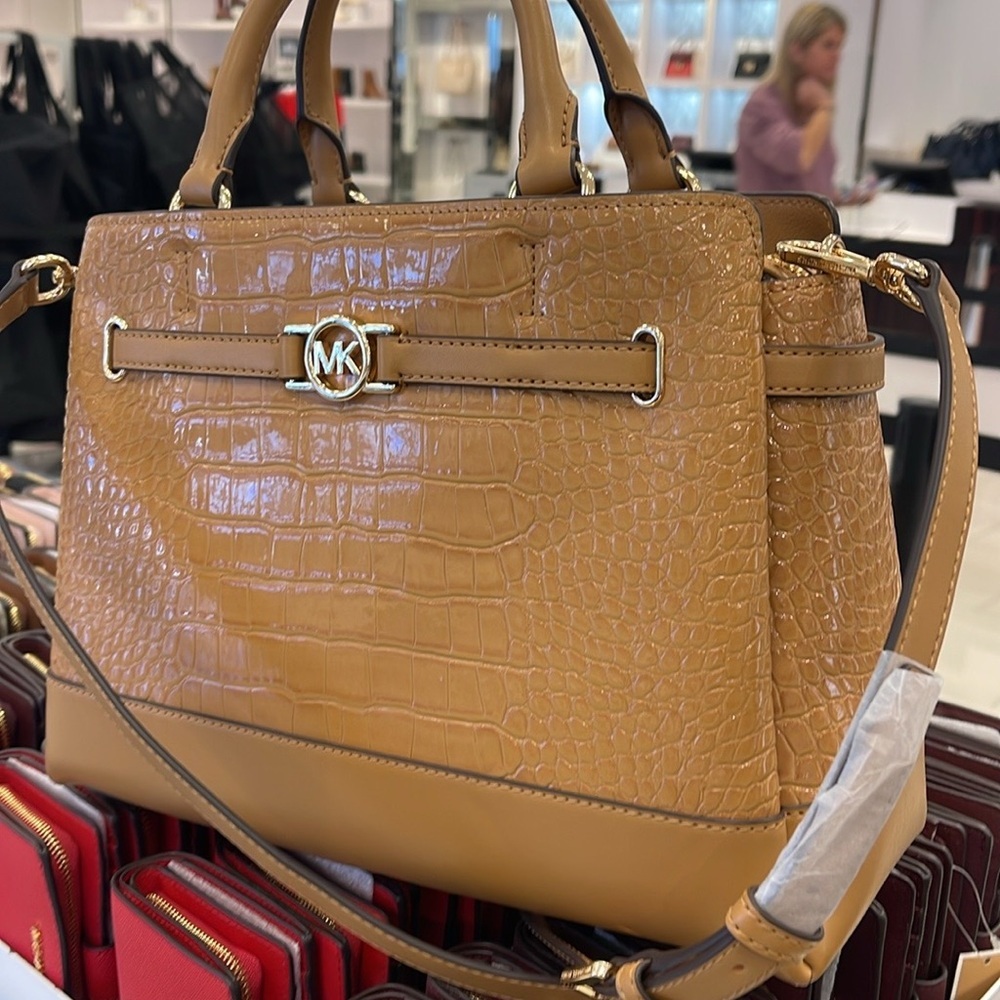 MICHAEL KORS Reed Lg Leather Belted Satchel Crossbody Handbag CZ
Deer Crocodile